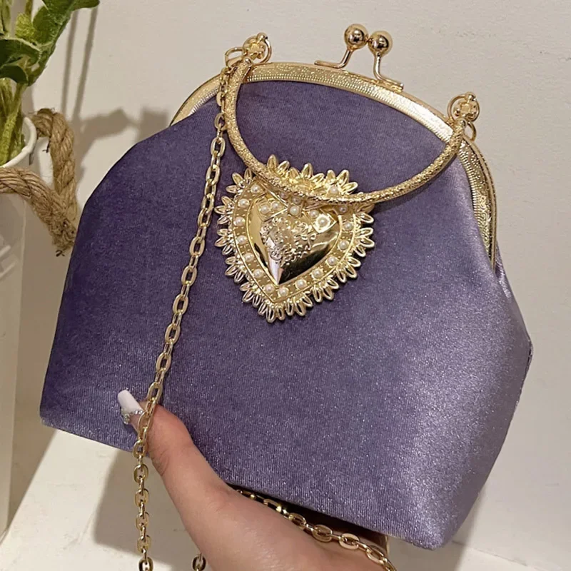 Retro Women Metal Love Decoration Lock Catch Clutch Silk Shell Clips Small Square Bags Simplicity Shoulder Bags Messenger Bags