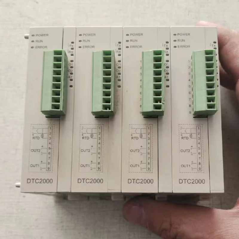 Second hand DTC2000V temperature controller tested OK and shipped quicklyse