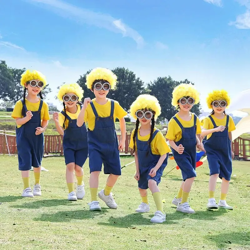 أزياء أنيمي العميل التأثيرية بأكمام قصيرة + بذلة + جوارب + مجموعة نظارات حقير لي أزياء حفلات الهالوين كرنفال الزي