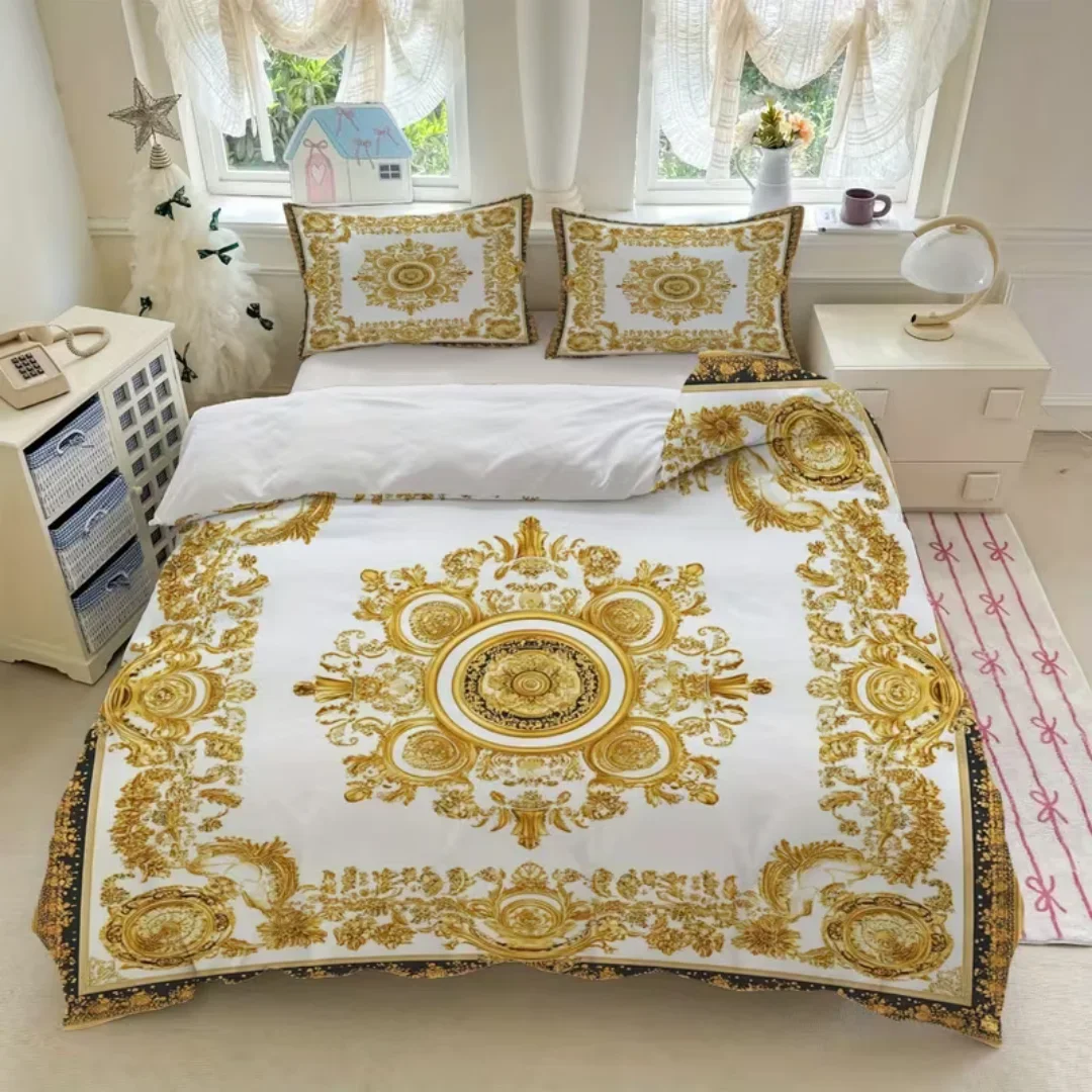 

Комплект элитного постельного белья из 3 предметов с золотым геометрическим принтом, в стиле барокко, для дома и общежития, размеры: Single, King, Queen, 228x228 см