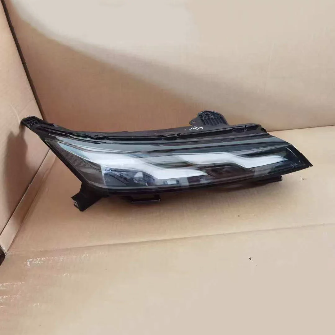 Factory Price Auto Body Parts Head Lamp Headlight Daytime Running Lamp for Dongfeng HUGE A04063R0200