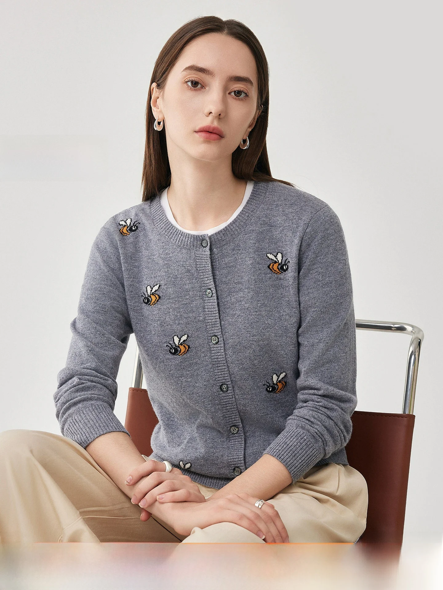 

Zhaojun Autumn Winter New Cartoon Embroidered Woolen Sweater Women's round Ne Long Sve Open Cardigan Outerwear Anti-agin...