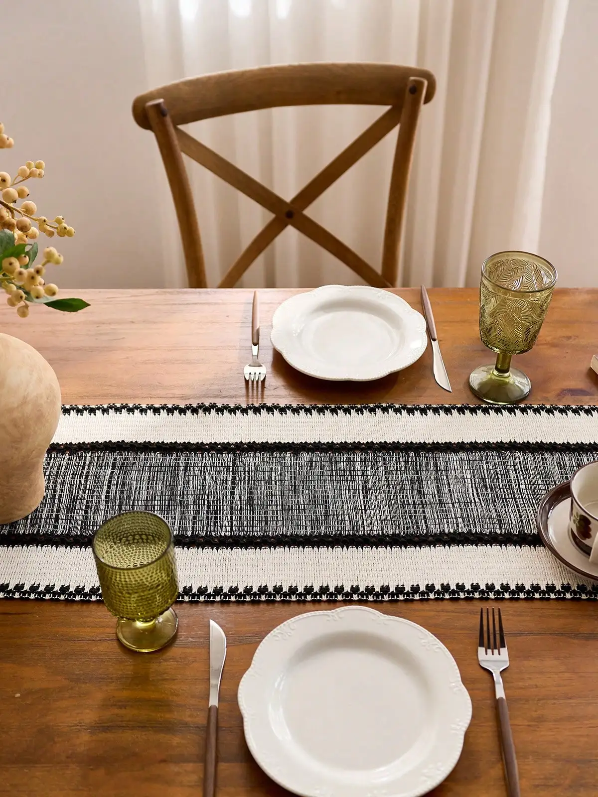 Khaki Makramee-Stil Boho Farmhouse Tischläufer mit Quasten Rechteckiges Design Strapazierfähiger Stoff für Heim-, Restaurant- und Küchendekoration – Detail 10