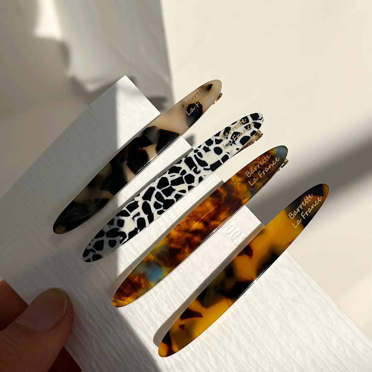 k-стиль-ацетатная-французская-заколка-с-золотой-эмблемой-бесшовная-невидимая-заколка-для-детских-волос-офисная-элегантность