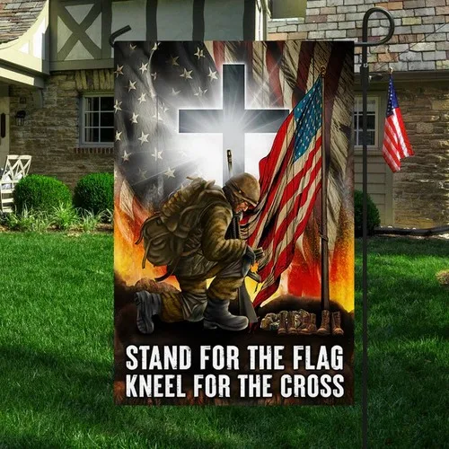 Veteran Flag Stand For The Flag Kneel For The Cross Veterans Day Graden Flag UUI GGX
