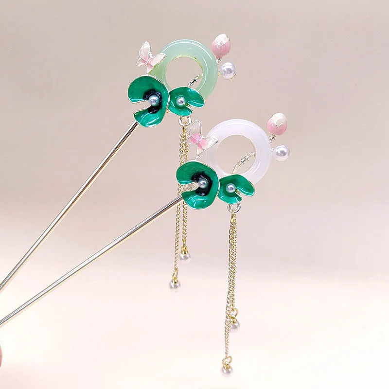 

High-end niche and simple pendant lotus leaf tassel hair clips, female imitation jade plate hair clips
