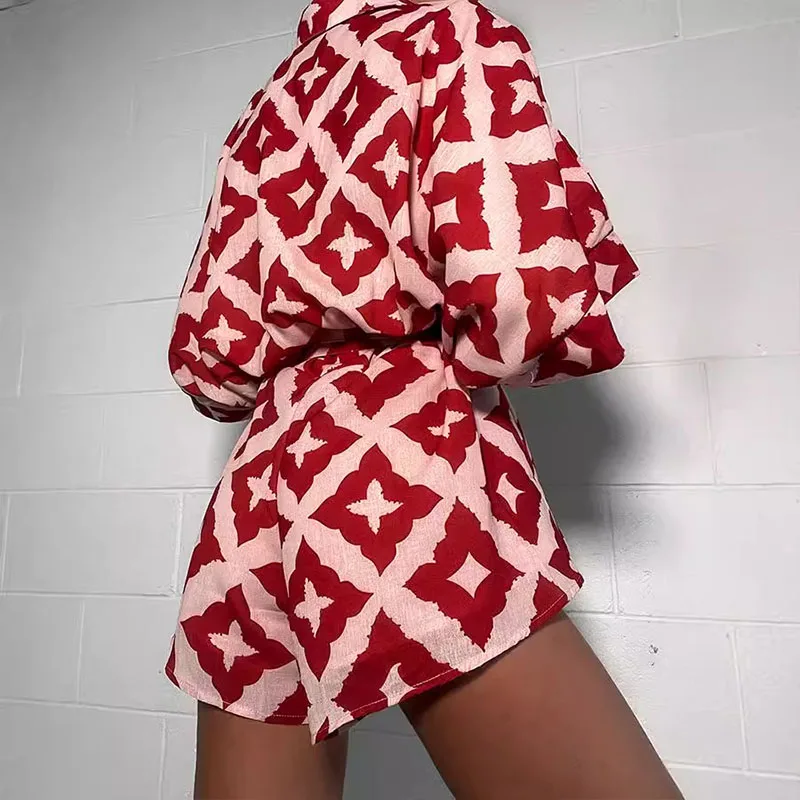 Moda feminina vermelho impresso lapela camisa playsuit casual solto manga morcego praia macacão verão novo botão rendas até macacões femininos