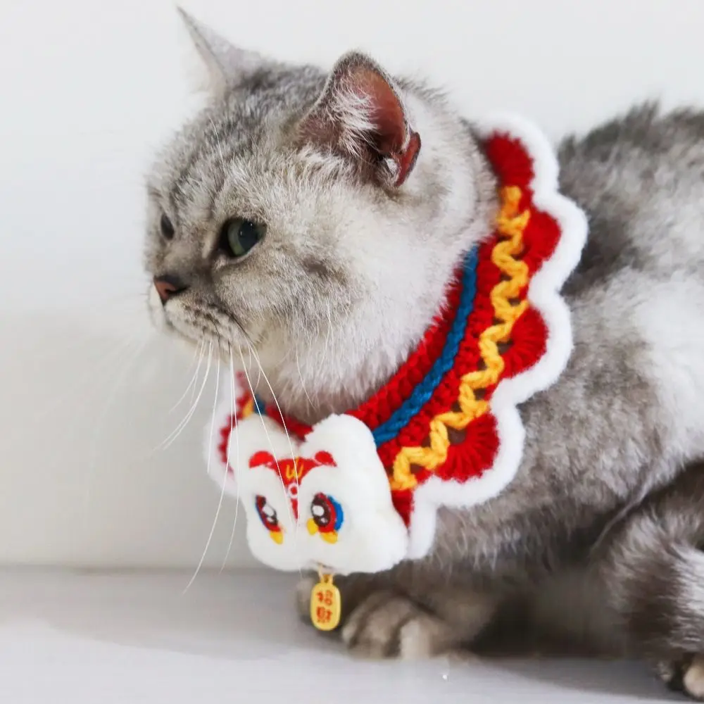 Chinese Style Spring Festival Lion Dance Cat Tie Handmade Adjustable New Year Pet Collar Warm Blessing Cat Knitting Scarf Puppy