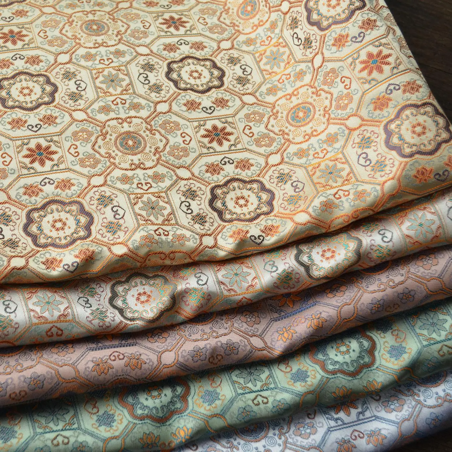 

Chinese Style Retro Woven Satin Jacquard Fabric for Vest Dress Brocade Box Fabrics Cloth By The Meter Diy Sewing Material