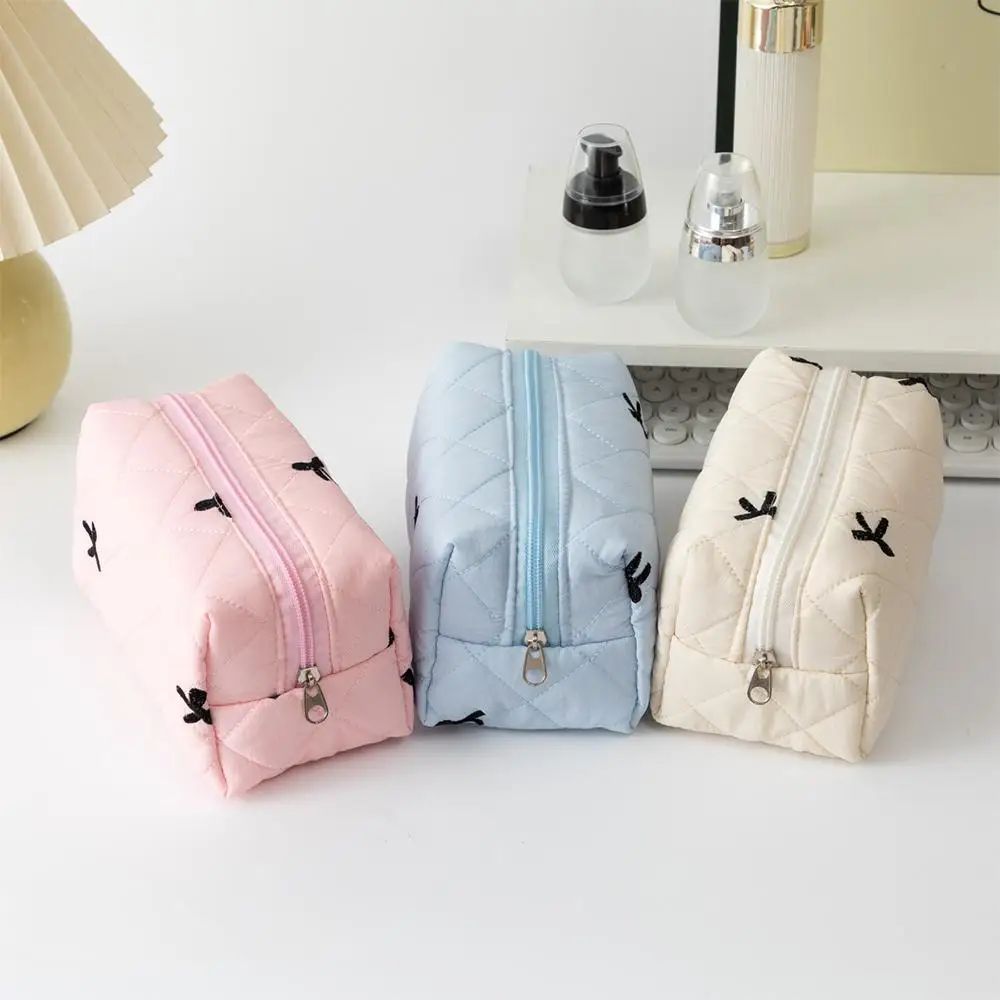 Xmas Gift Quilted Bow Makeup Bag Portable Zipper Women's Clutch Bag Travel Toiletry Bag for Women