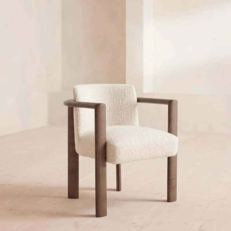 Patio Nordic Dining…