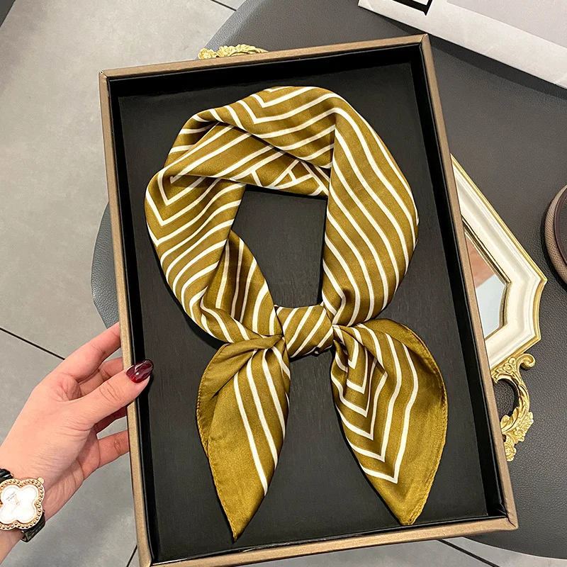 Luxury Brand Satin Shawl Design Print Silk Square Scarf Women neck scarves Wrap Headkerchief Beach Hair Band women\'s bandana