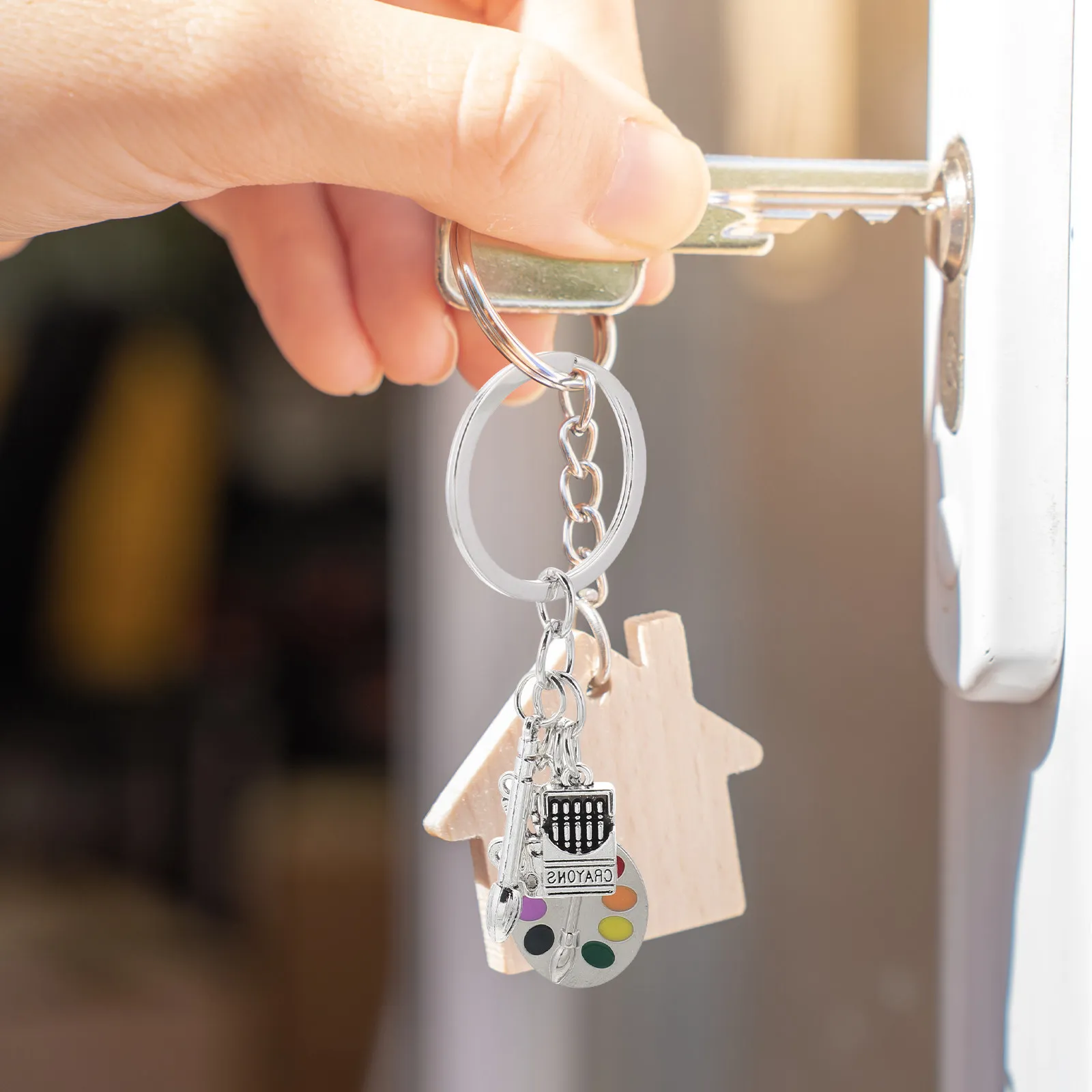 Artist-Themed Painting Palette Keychain for Painters Art Lovers Creative Jewelry Accessory Portable Handy Tool Gift for Daughter