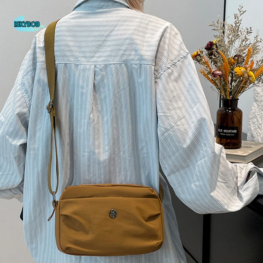 

Large Capacity Nylon Messenger Bag Multi-layer Casual Square Crossbody Bag Waterproof Street Style Single Shoulder Bag Travel