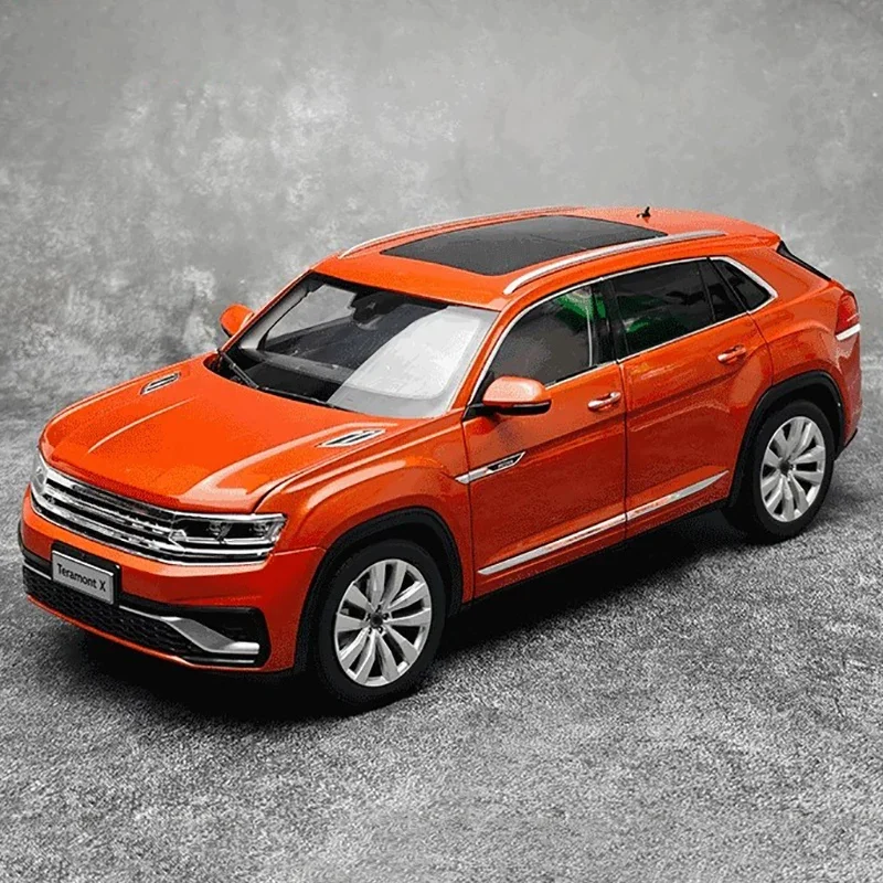 

1: 18 Original Touareg X TERAMONT X Alloy Car Model Off road Vehicle SUV