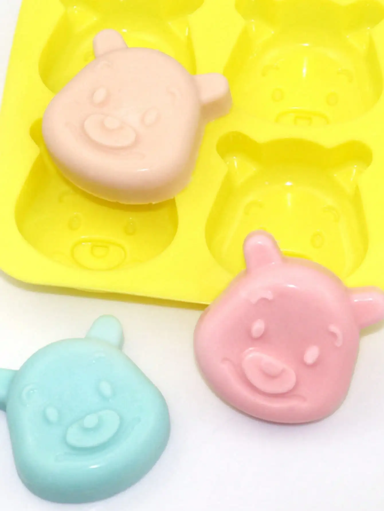 4 Stück Stitch Mickey Pooh Silikonform für Kekse, Schokolade und Süßigkeiten, perfekt für DIY-Geburtstagskuchen-Dekorationen, Geschenke