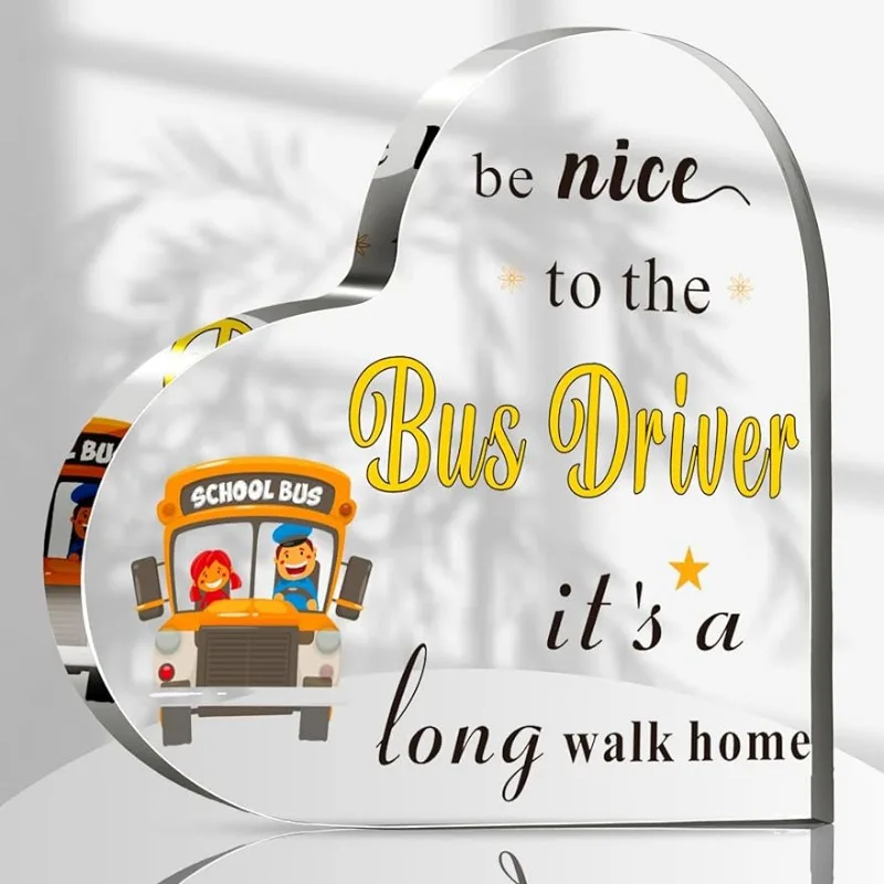 لافتة مكتب "Be Nice to the Bus Driver": ملحق مكتب مضحك لطيف - هدية فريدة للديكور في مكان العمل للسيدات