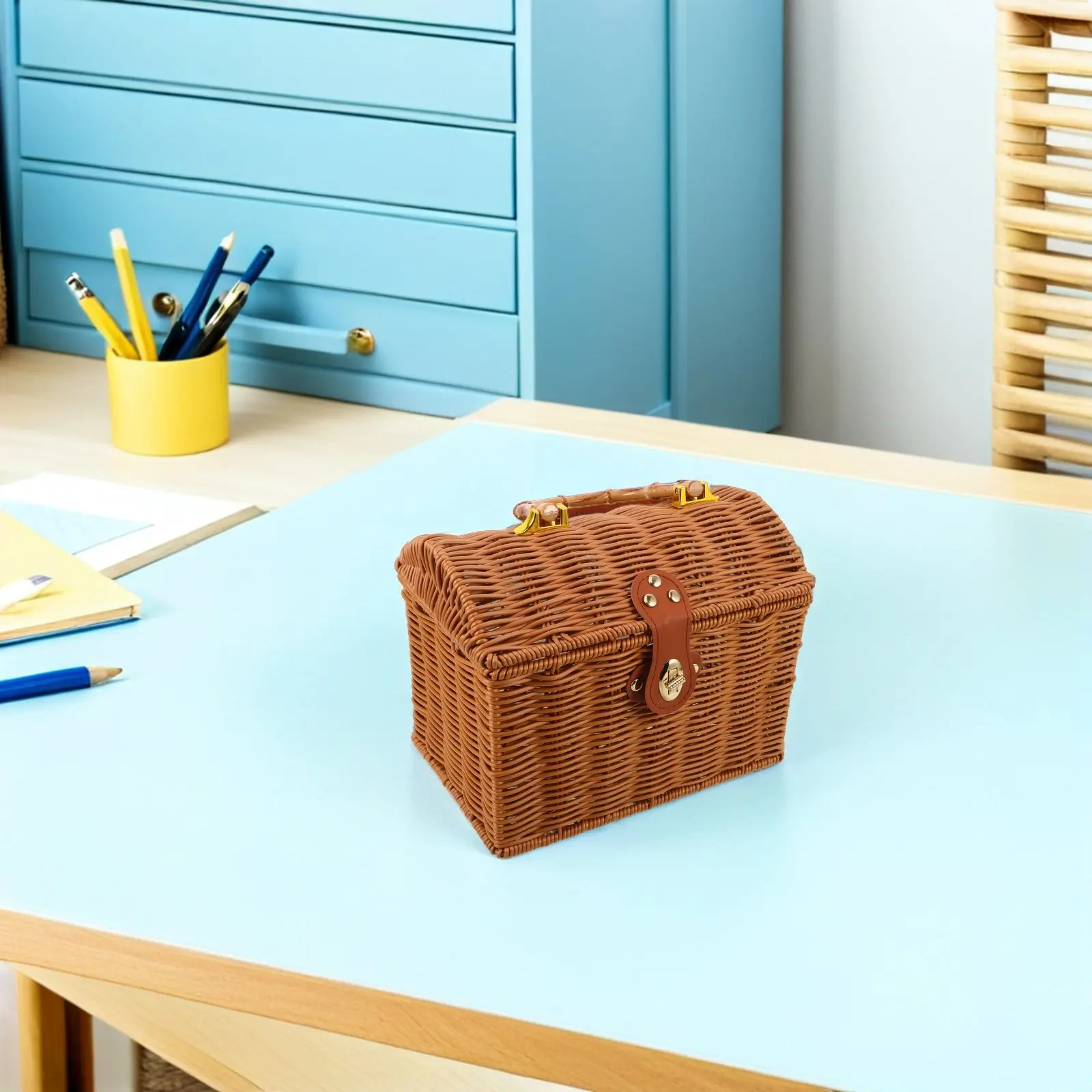 

Imitation Rattan Mahjong Storage Basket Portable Case Retro Woven Handle Lock Lid Travel Mahjong Organizer Decorative Mini Box