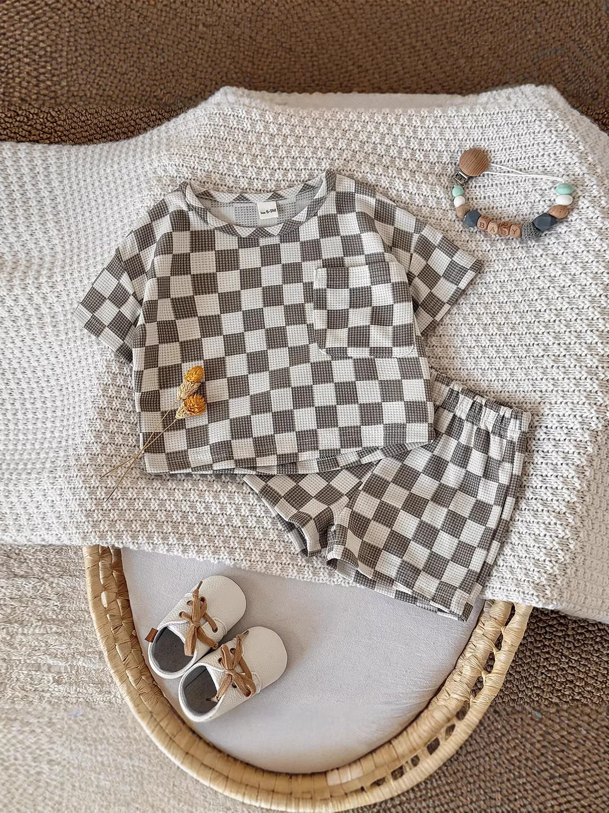 

Летний комплект одежды для малышей 0-3 лет, унисекс, с клетчатым принтом, футболка с коротким рукавом и шорты, мягкий повседневный спортивный костюм из 2 предметов для младенцев