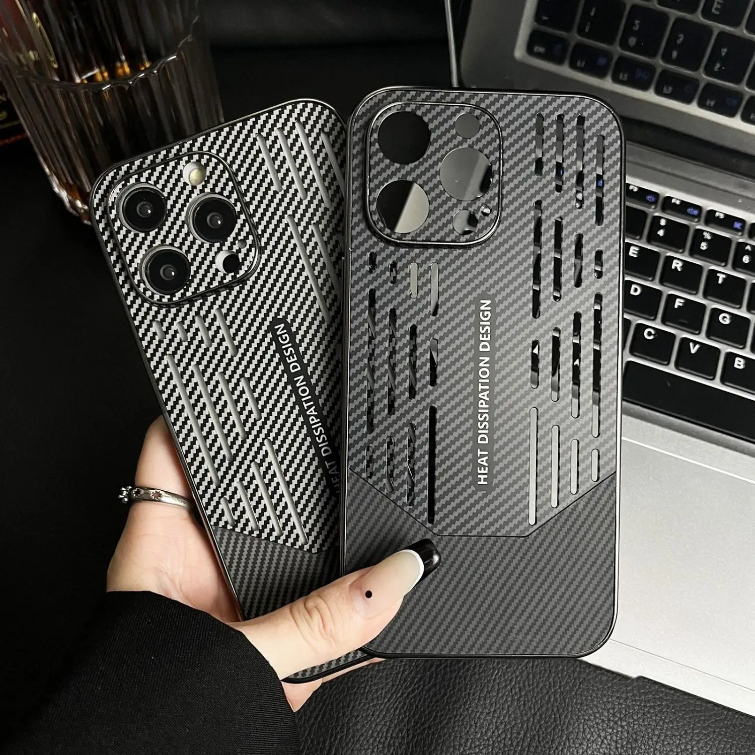 

Suitable for Apple Suitable for iPhone Kevlar Carbon Fiber Texture Breathable Cooling Case 15 ProMAX Phone Case 14/13/12 Hard