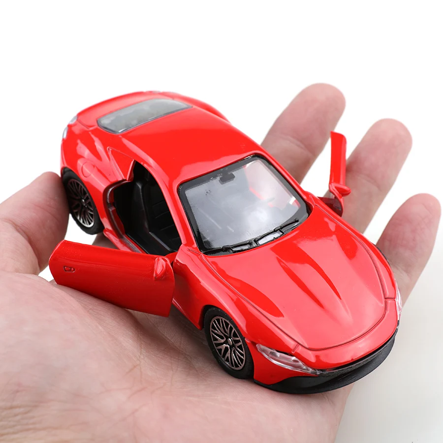 (Bagged) 1:36 Alloy Roman Simulation Pull-back Car, Children's Toy, Exquisite Retro Toy, Toy