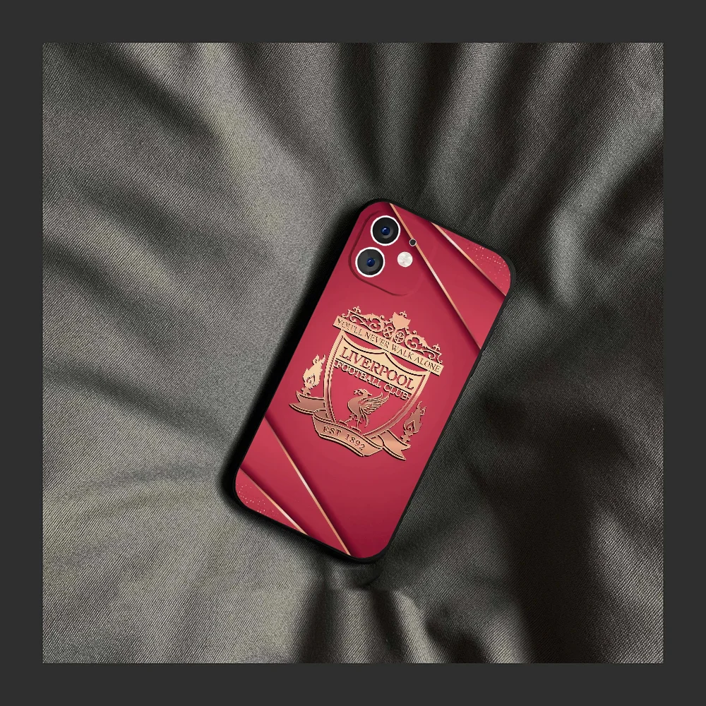 L-Liverpool Popular Football Team Phone Case Silicone Soft For IPhone 16 15 14 13 12 11 Plus Pro Max Plus