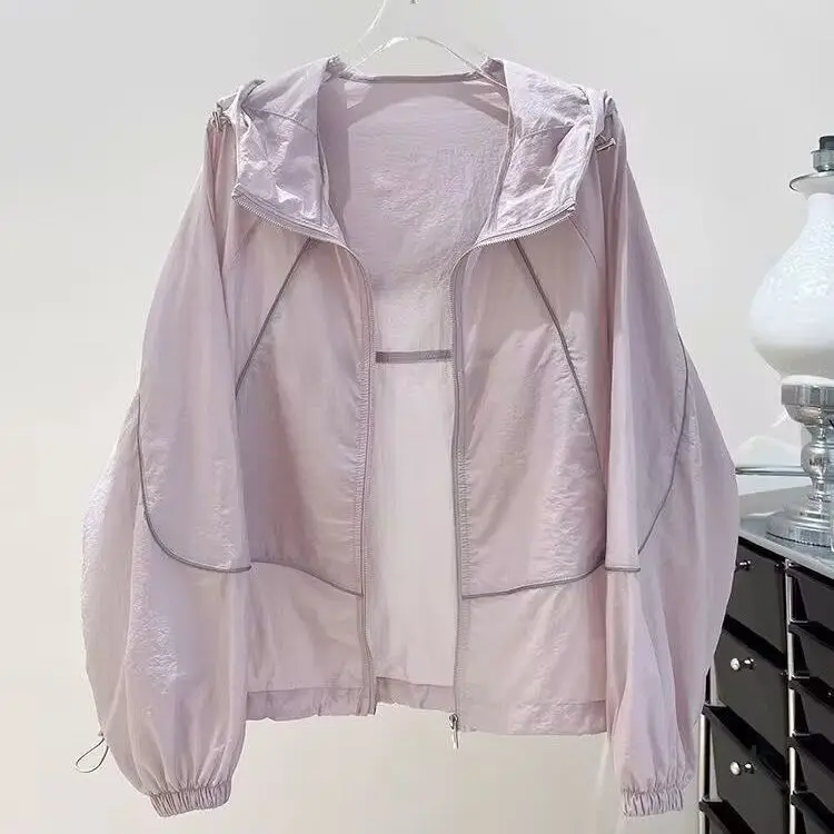 2025 Summer New Hooded Jacket for Women Waterproof Sun Protection Gentle Clothing Clothing Quick Dry Clothes Trench Coat Wh1