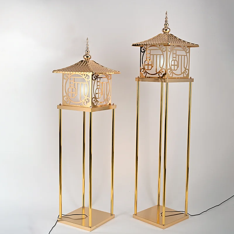 

New Chinese wedding props wrought iron electroplating luminous lanterns road
