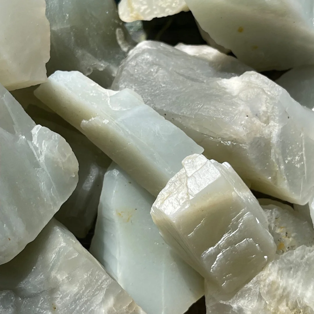 30g/120g/200g Green Moonstone High Quality RAW, Silky Sage Green Moonstone Rough, Raw Moonstone Collection Teaching Specimen