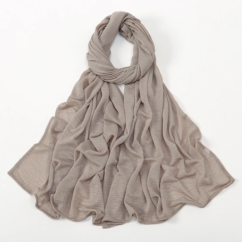 

Hot selling solid colored polyester women's scarf with high elasticity and breathability, featuring a long and pleated scarf