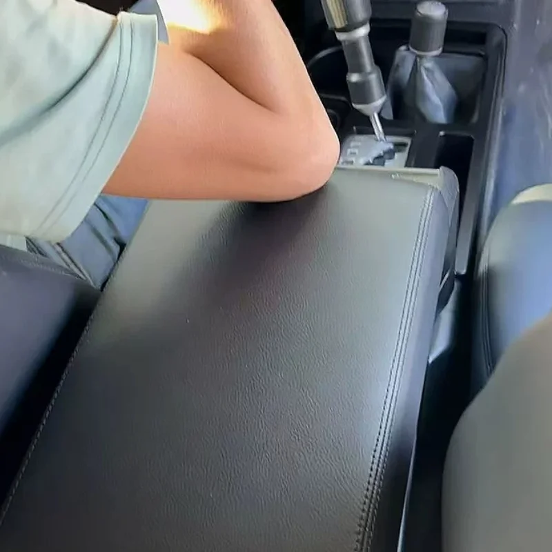 Suitable for Toyota FJ Cruiser Armrest Box Modification Accessories Refrigeration Storage Box FJ Cruiser Storage and Finishing