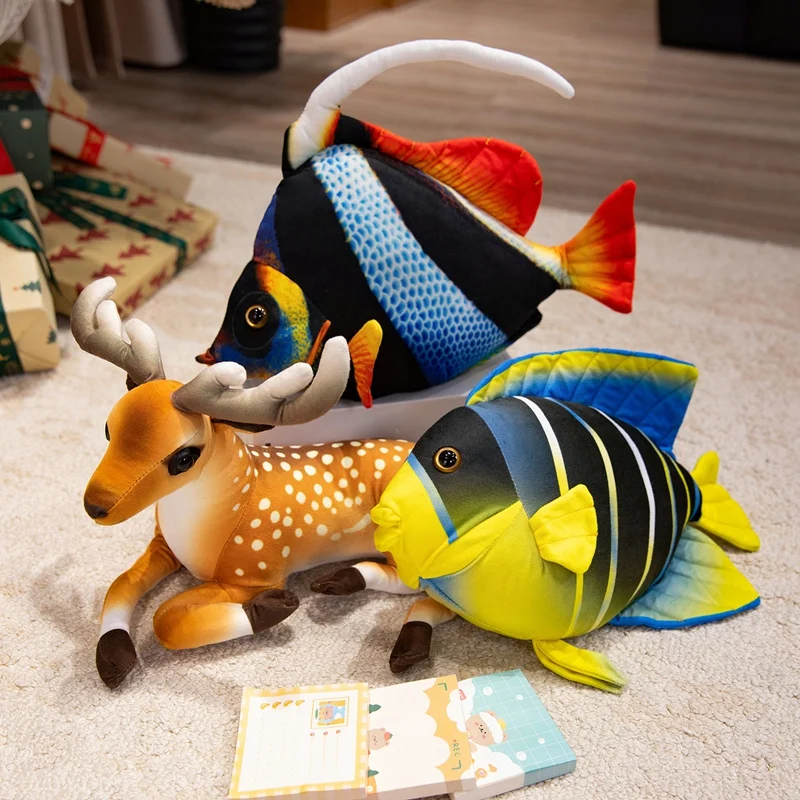 Heißer Verkauf Bunte Tropische Fische Kleine Hirsch Plüsch Spielzeug Gefüllte Tiefsee Fisch Puppe Weiche Werfen Kissen Nette Sika Deer Wohnkultur