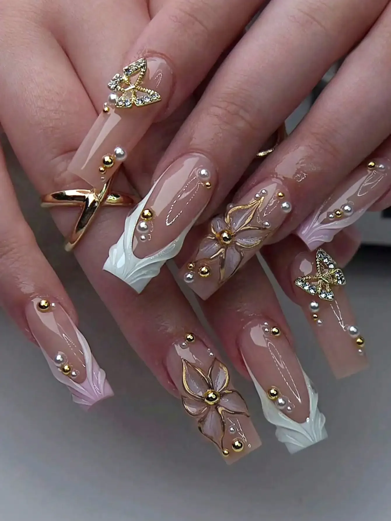 

24Pcs Long Square Press On Nails 3D Pearl Floral French Fake Nails with Jelly Gel Nail File for Summer Daily Party