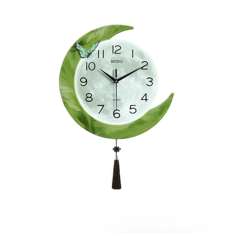 

Silent wall clock Modern simple fashion creative clock Living room dining room Atmospheric clock hanging wall