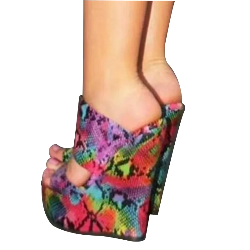 

SHOFOO Fashionable women's slippers. Colorful snake patterned leather slippers. Wedges platform slippers. 14-17cm heel height.