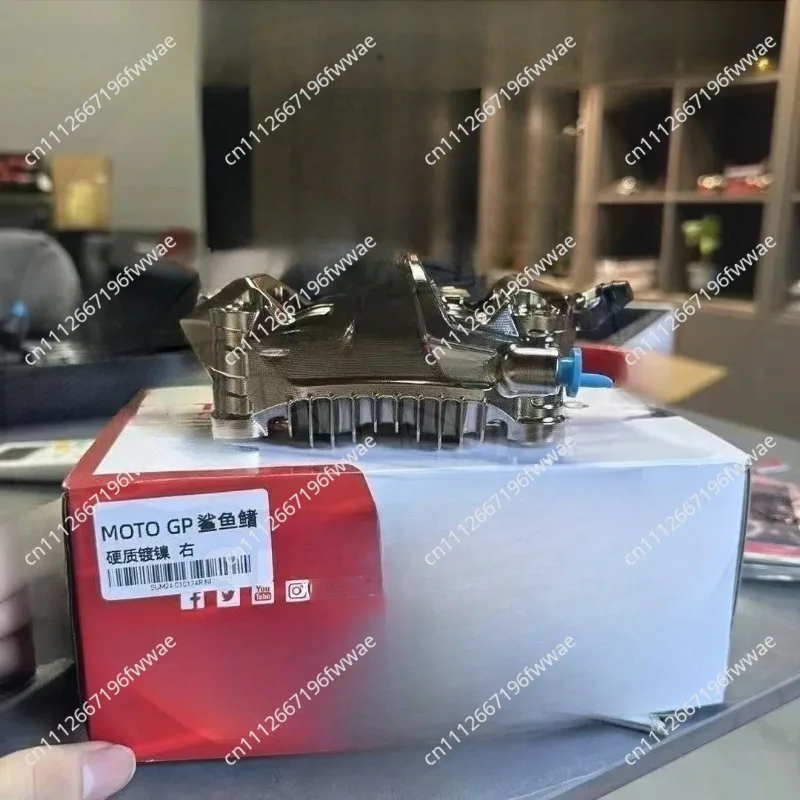 For 100mm Brake Caliper with Shark Fin for Motorcycle
