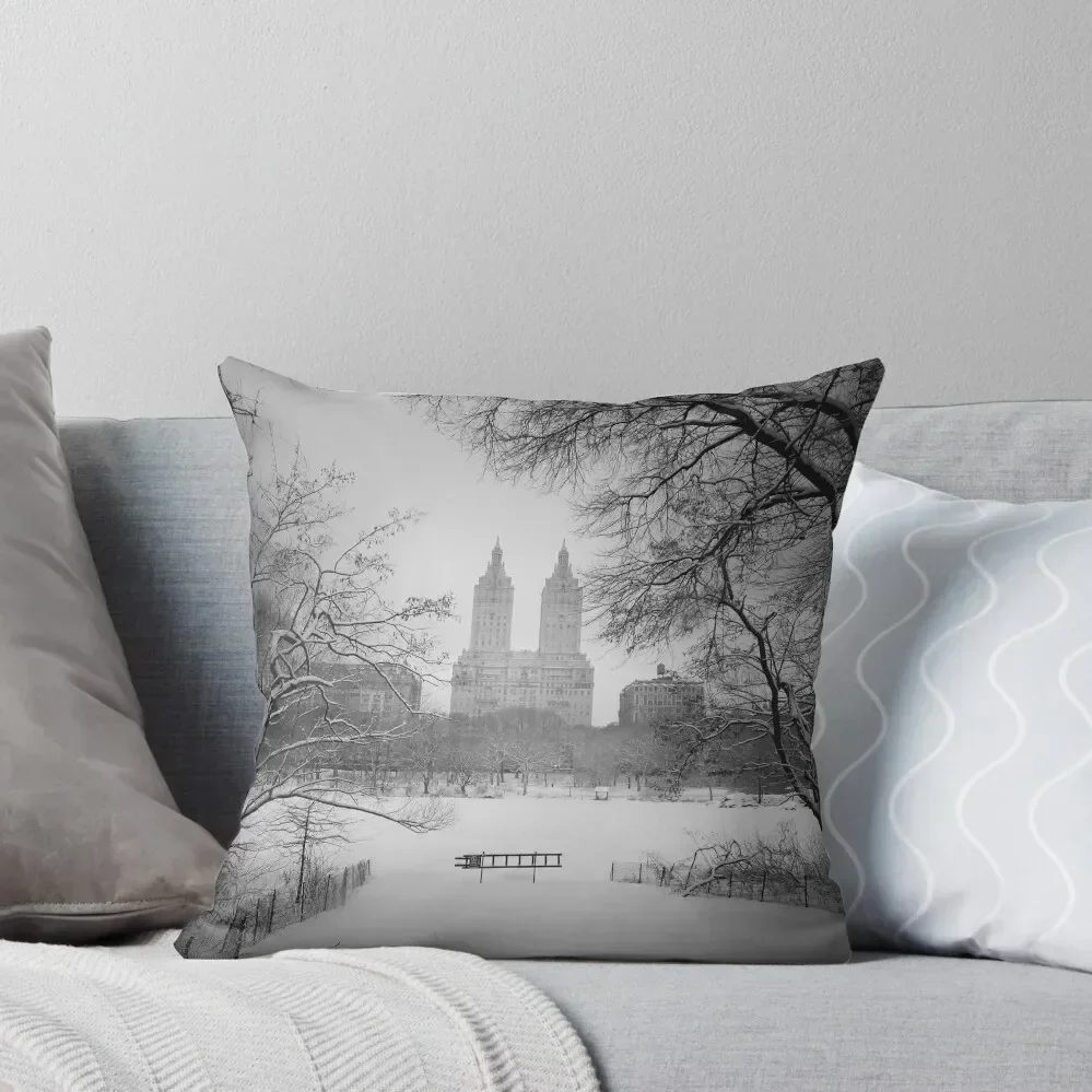 

Central Park - Winter Wonderland Throw Pillow Decorative Cushions For Luxury Sofa bed pillows Anime Christmas s Covers pillow