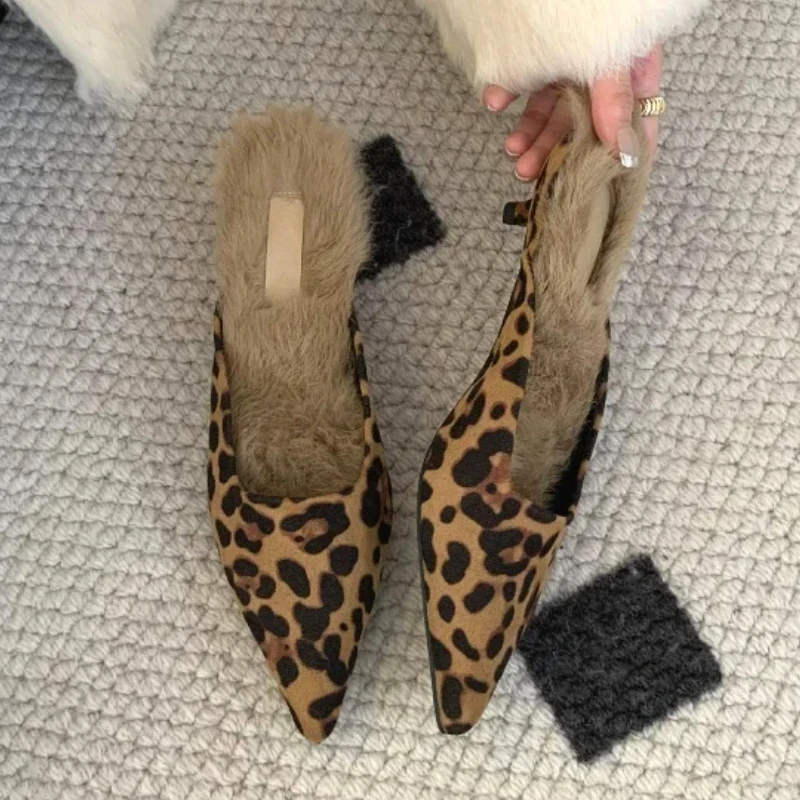 New Pointed Toe Woman Mules Home Fashion Leopard Print Women Slippers Luxury Woman Slippers Low Heels Elegant Ladies Outdoor