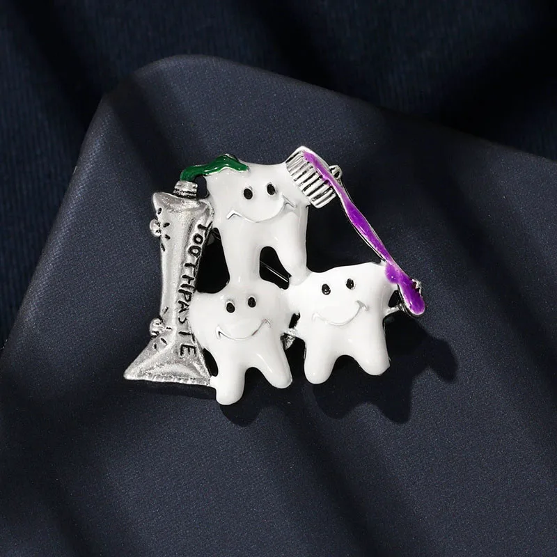 Creative Tooth Enamel Brooch Future Dentist Avocado Scalpel Bow Toothbrush Rabbit Fruit Princess Tooth Badge Punk Pins Jewelry