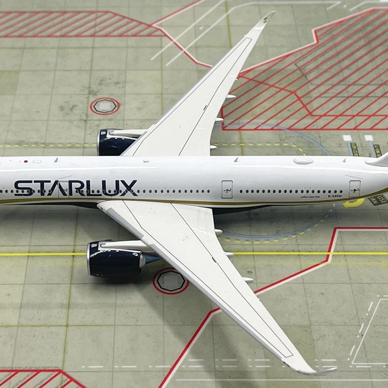 1:400 Scale Star Space Airbus A350-900 Aircraft B-58501 The Plane Model Alloy Die Casting Simulation Collection Toys Gifts