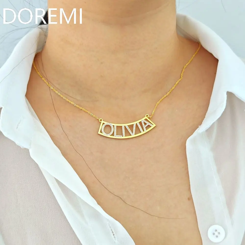 

DOREMI Christmas Gift Jewelry Personalized Women Custom Necklace Moon Crystal Initial Letter Name Necklace