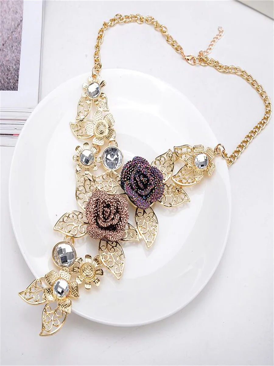 Exaggerated vintage necklace alloy hollow flower-shaped imitation jewellery necklace earrings set