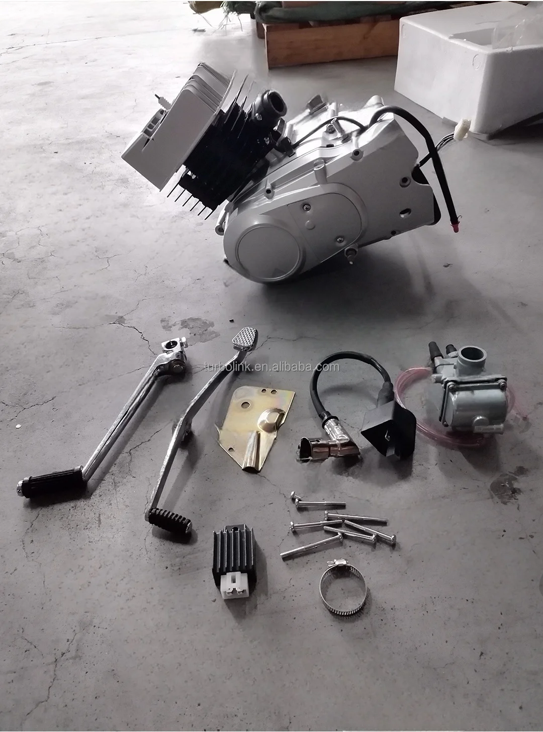 Silnik motocyklowy Lifan 100cc AX100 do Hondy Suzuki, chłodzony powietrzem, 2-suwowy, kompletny.