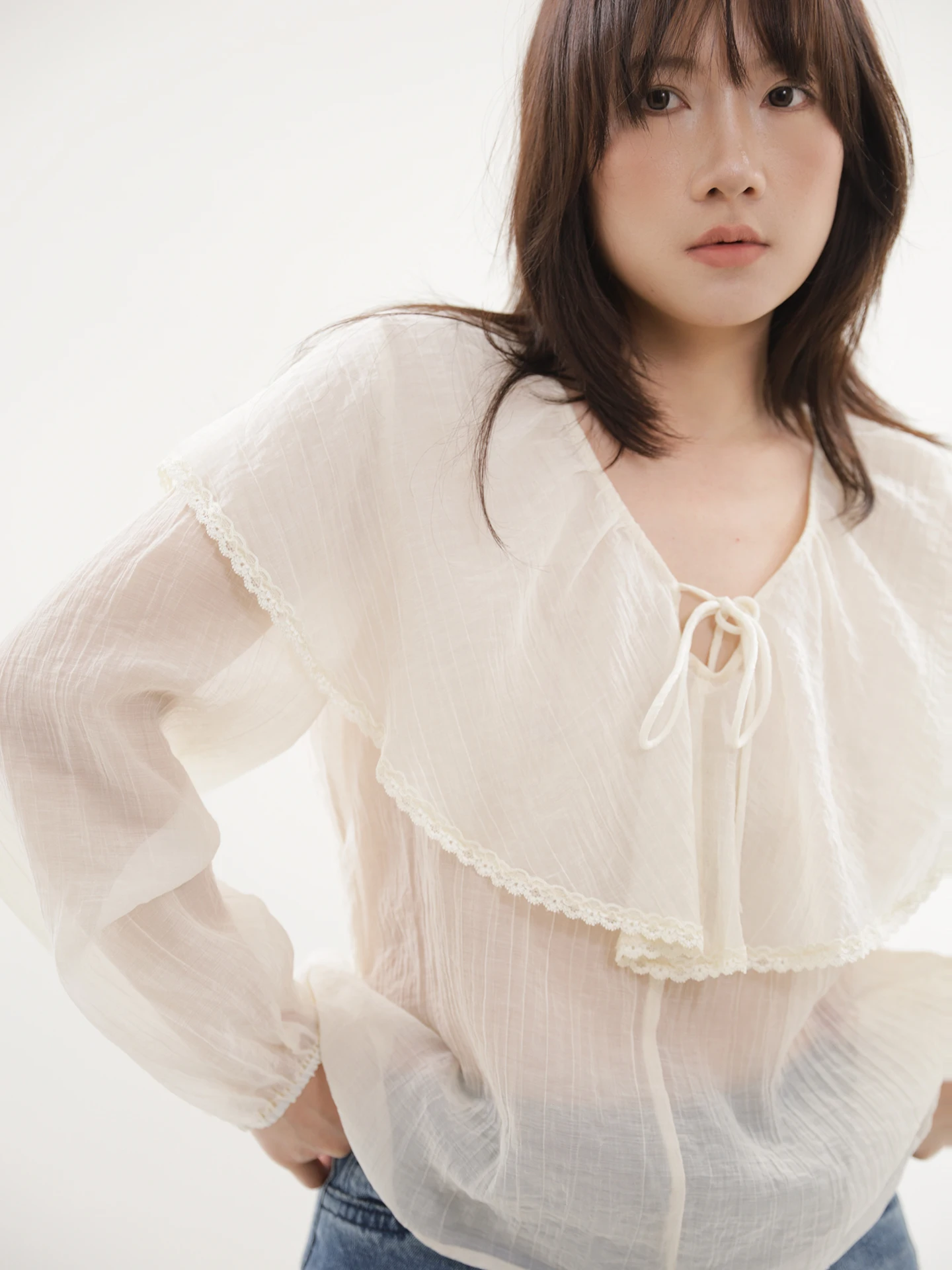 

Elegant Long Sleeve Shirt Creamy Texture Large Collar Style Women's Loose Fit Shirt Polyester Fiber Lantern Sleeve