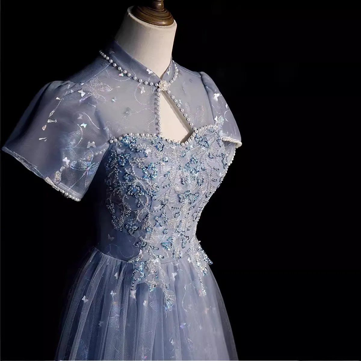 Elegancka suknia wieczorowa na bankiet 2026, nowa, z temperamentem, na zaręczyny, dla prowadzącej, niebieska, na ceremonię ukończenia szkoły, dla studenta, na egzamin artystyczny.