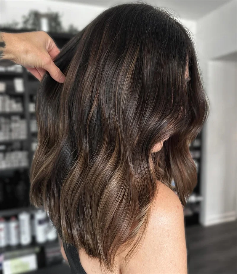 2026 Chestnut Brown With Blonde Highlight Synthetic Lace Front Wigs Short Brunette Realistic Look Natural Hairline Glueless Wigs