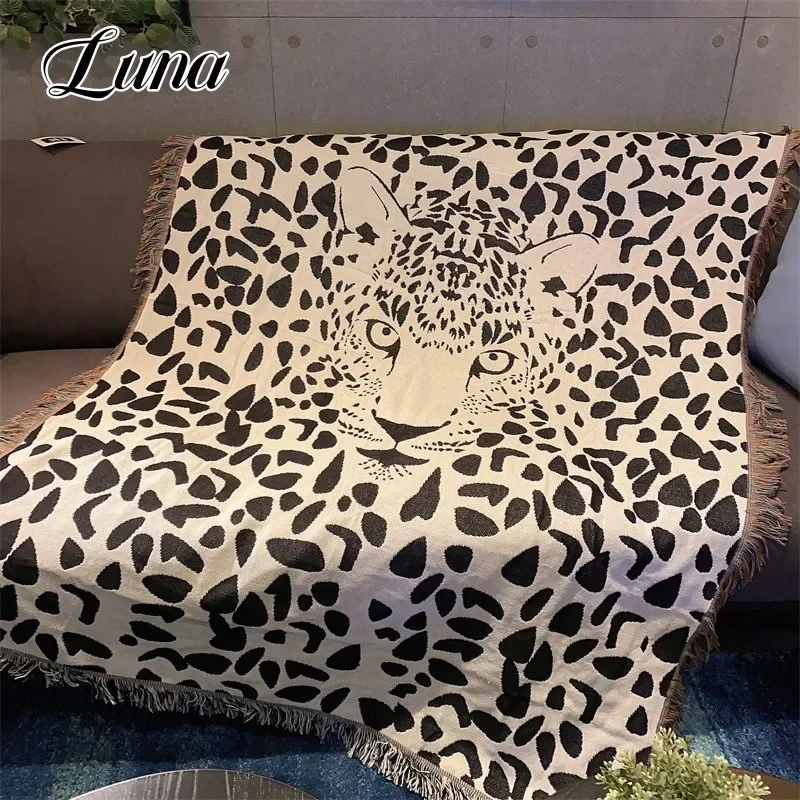 

Vintage Leopard Print Blankets for Beds Tapestry Sofa Cover Room Decoration Cheetah Throw Blanket Multipurpose Weave Picnic Mat