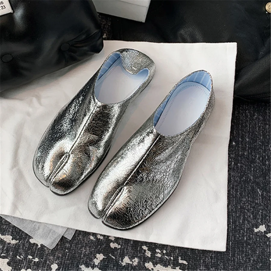 2024 New Tabi Split Toe Women Flats Black Lazy Slippers Ladies Silver Loafers Comfort Slip-on Moccasins Casual Flat Footwear