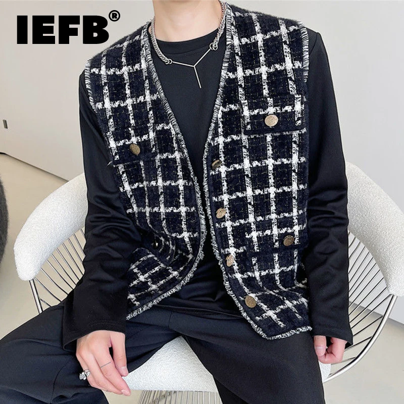 

IEFB Light Luxury Men's Vintage Plaid Vest Fashionable Knitted Sleeveless Vests Single Breasted V Collar Tops 2023 New Autumn