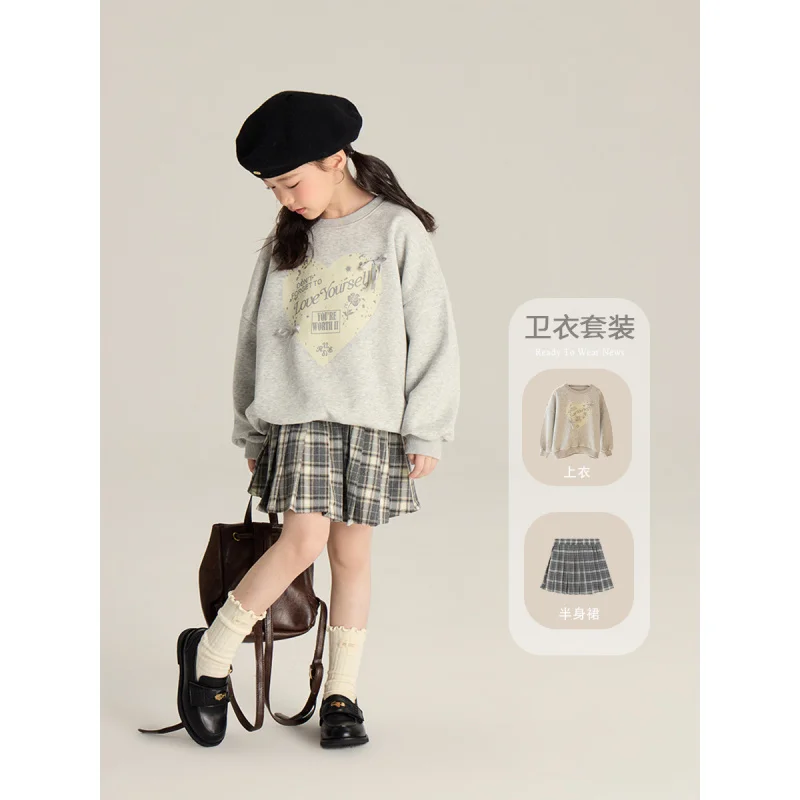 

Medium and Big Children's Western Style Love Letter Sweater Girl's Loose Sweet Bow round Neck Top2024Autumn Style